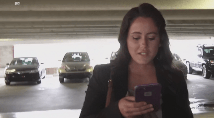 Jenelle Lashes Out at Randy for No Reason, Starts Twitter Brawl