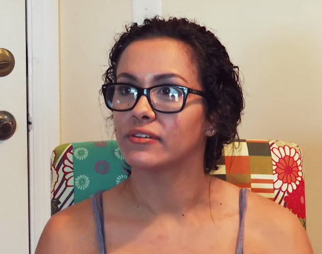 briana dejesus in glasses