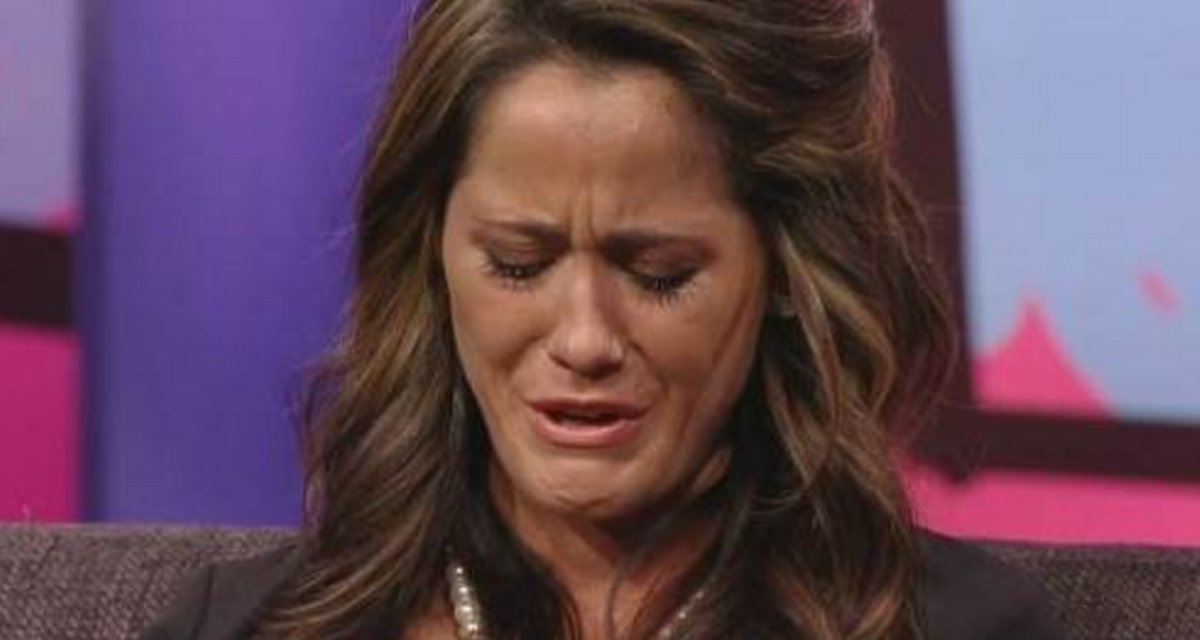 jenelle evans crying
