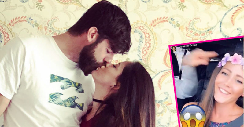 Jenelle Evans “Definitely Pregnant” in This Shocking New Photo?!