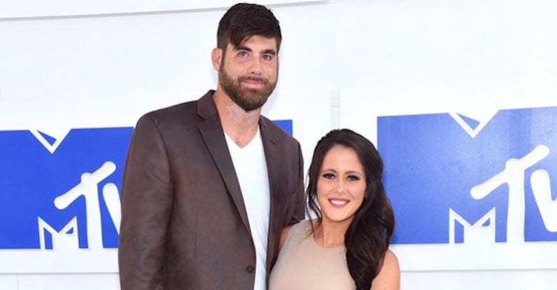 Jenelle Evans Returns to Her Home With David Eason!